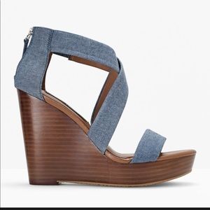 NWT WHBM Moon Chambray Wedges